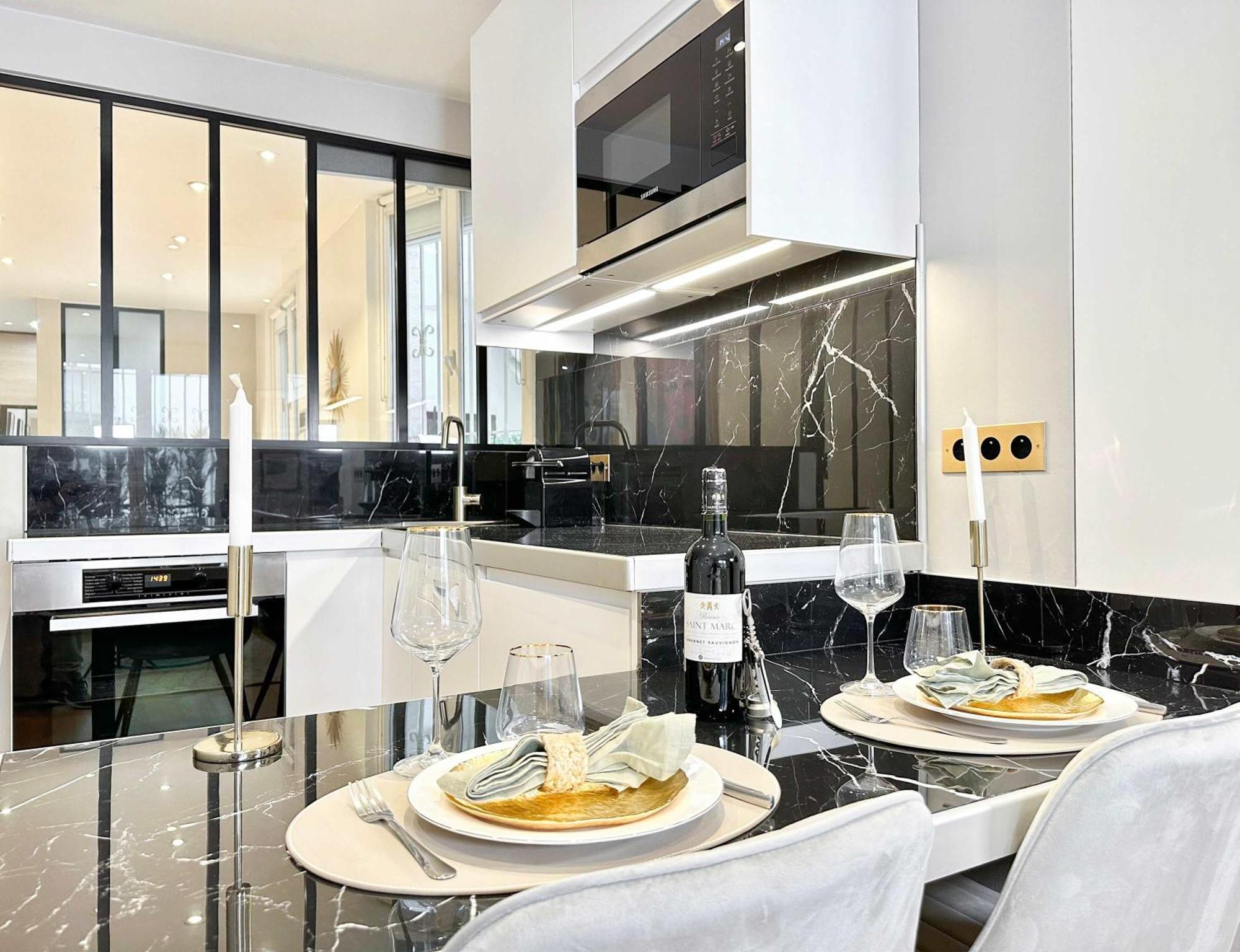 Deluxe Apartment Near The Tour Eiffel Париж Экстерьер фото